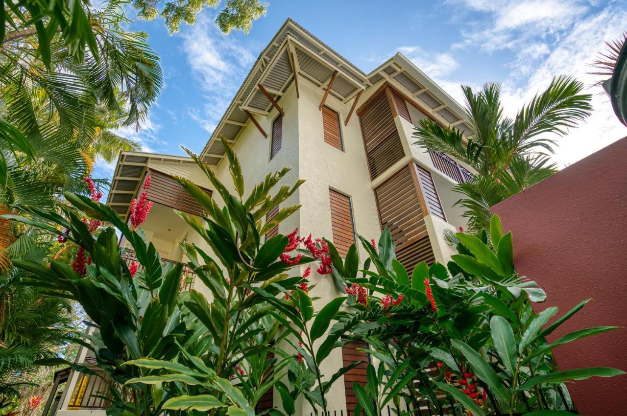 Freestyle Resort Port Douglas Extérieur photo