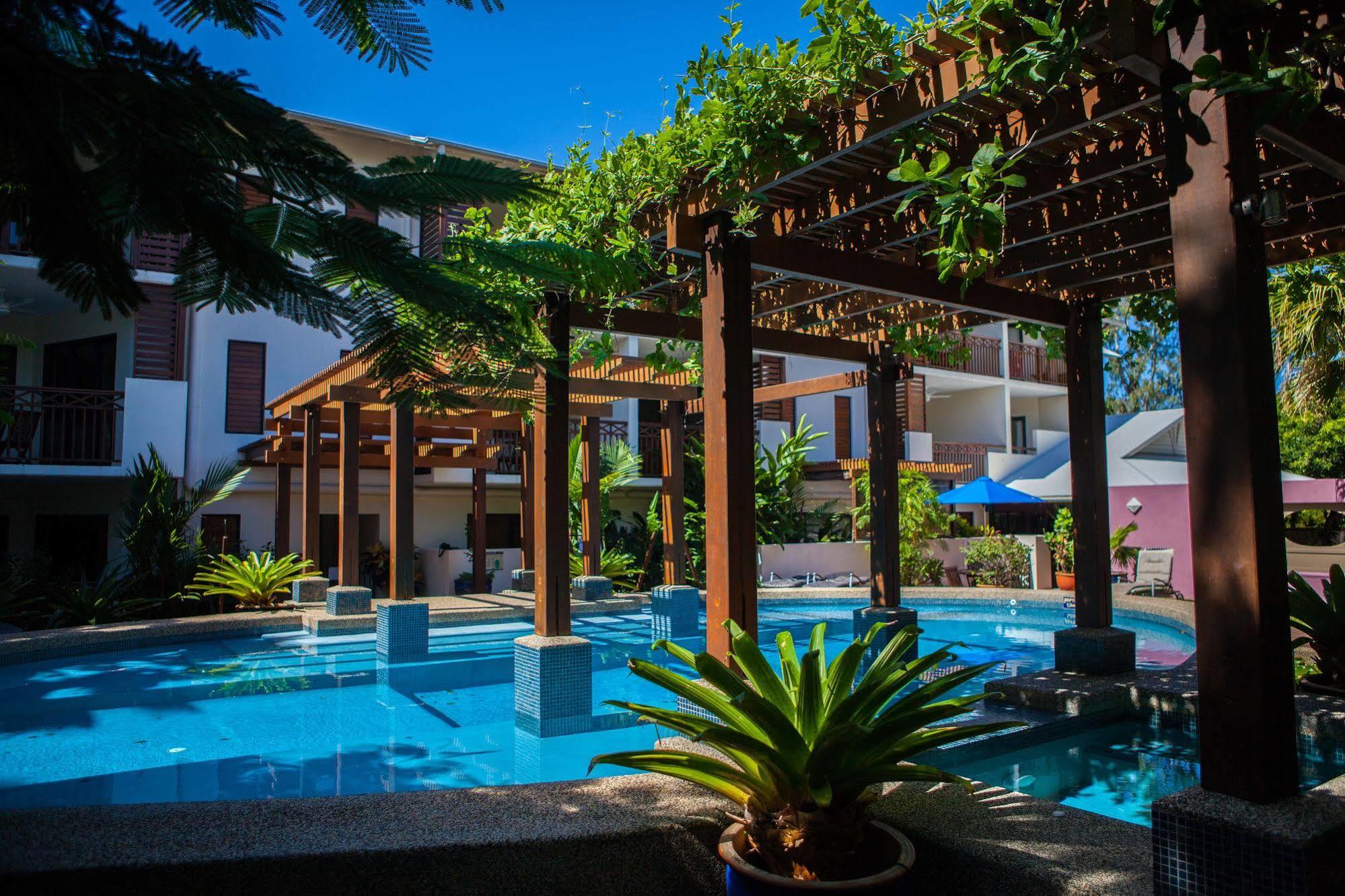 Freestyle Resort Port Douglas Extérieur photo