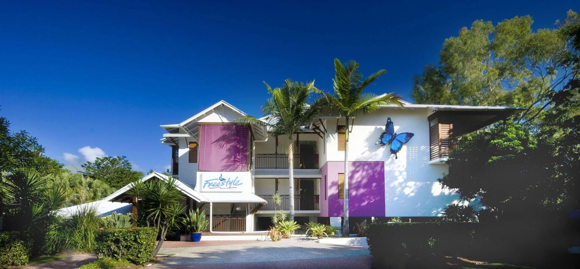 Freestyle Resort Port Douglas Extérieur photo
